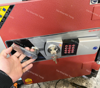 Sửa Khóa Remote Cửa Cuốn Đức Trọng – Lập Trình, Thay Mới Nhanh Gọn